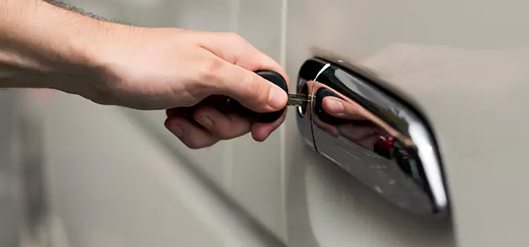 Why Choose Our Auto Locksmith Team in La Ca, CA?