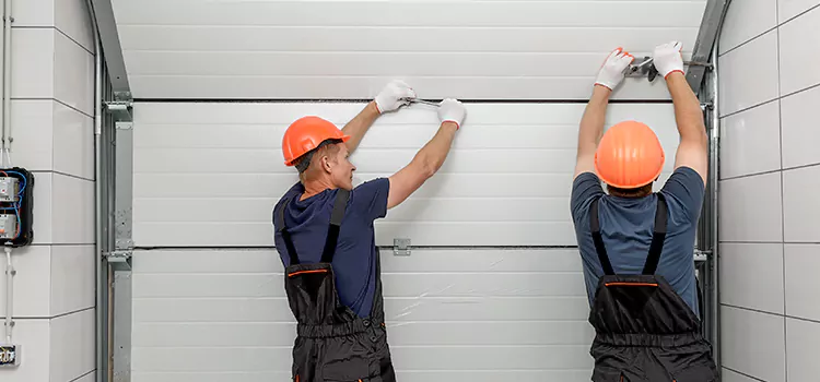 Choose Us for Your Garage Door Needs in La Ca