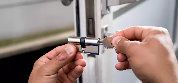 Emergency Locksmith for House La Ca